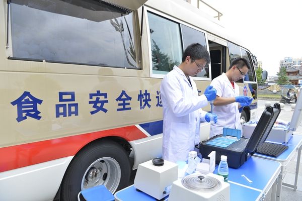 食品檢測(cè)車廠家如何保證居民飲食安全？
